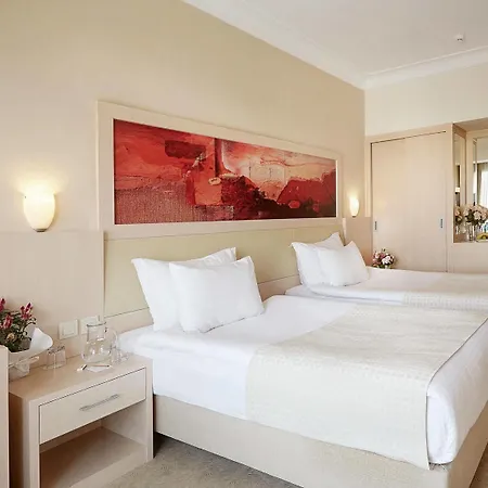 Kordon Alsancak Otel 3*