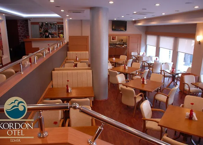 Kordon Alsancak 3* איזמיר