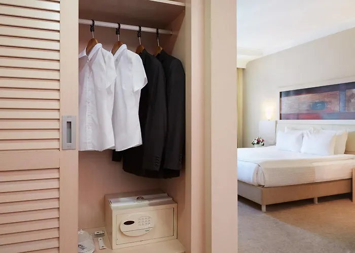 Kordon Alsancak Otel 3*