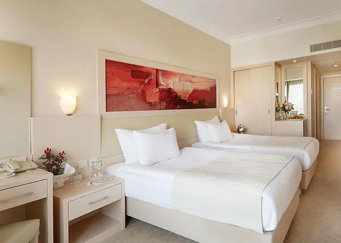 Kordon Alsancak Отель 3*