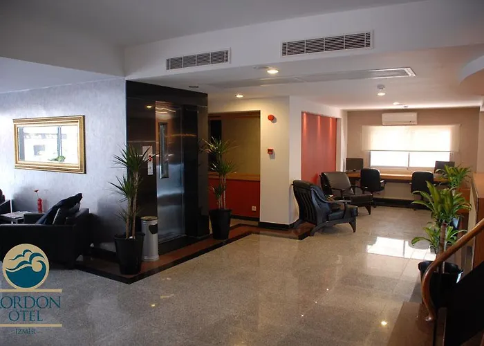 Kordon Alsancak Otel